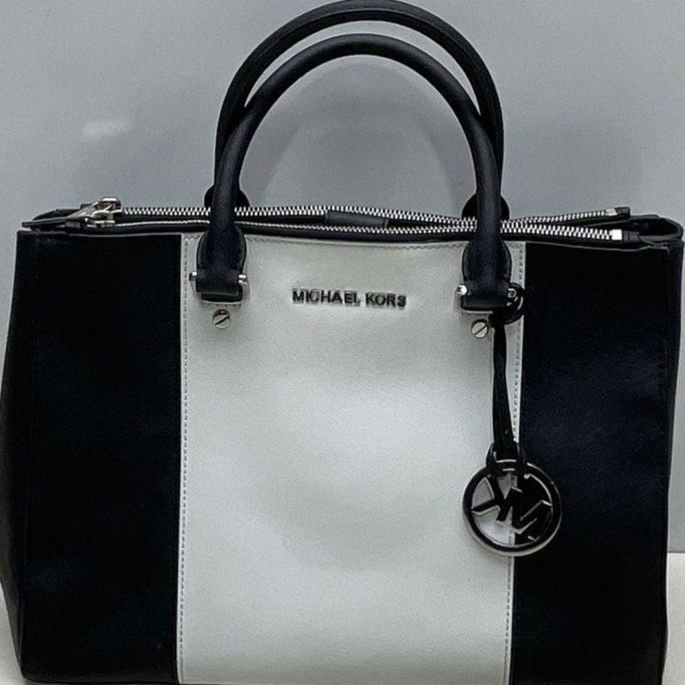 Michael Kors Black and White Women's Bag
